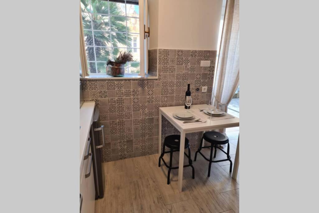 Studio Apartment Marella Vis Exterior photo
